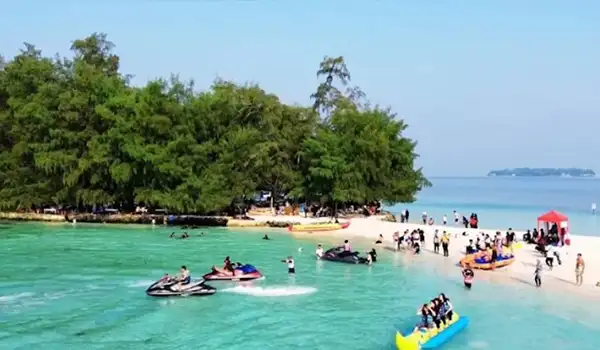 Paket Wisata Pulau Pari
