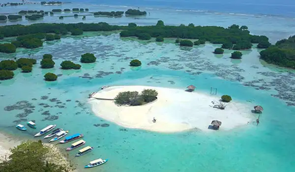 Paket Wisata Pulau Pari