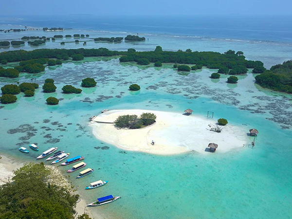Paket Wisata Pulau Pari